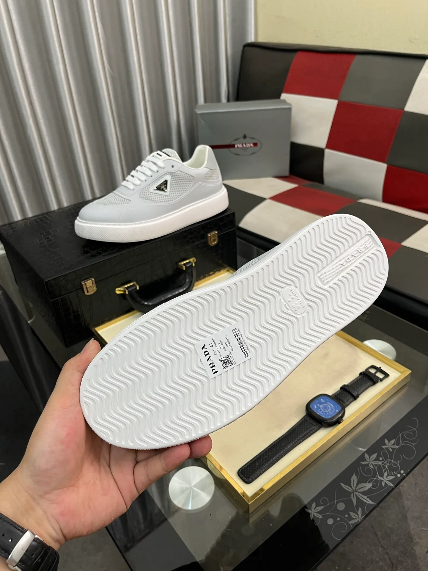 Men's shoes 💰580⌚️⌚️【PRADA】Prada - high-end quality original order 🔍🔍🔍 casual sports shoes - upper: imported 🔝 Napa calfskin, pebbled calfskin, branded glue hollow mesh canvas, shoe body sewn with branded metal fasteners - lining: water-dyed cowhide - outsole: ultra-light TPU foam rubber; two-color molded outsole -Ultra-high quality control, fine workmanship, highlighting (high-end, nobility, class) -Size: 38-445️⃣colors available